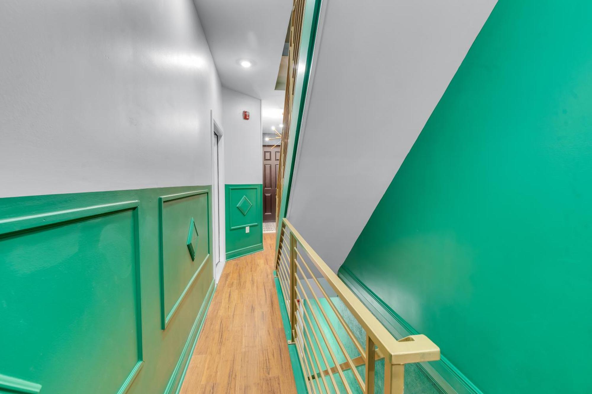 Fairmount Art Museum Center Apartment *