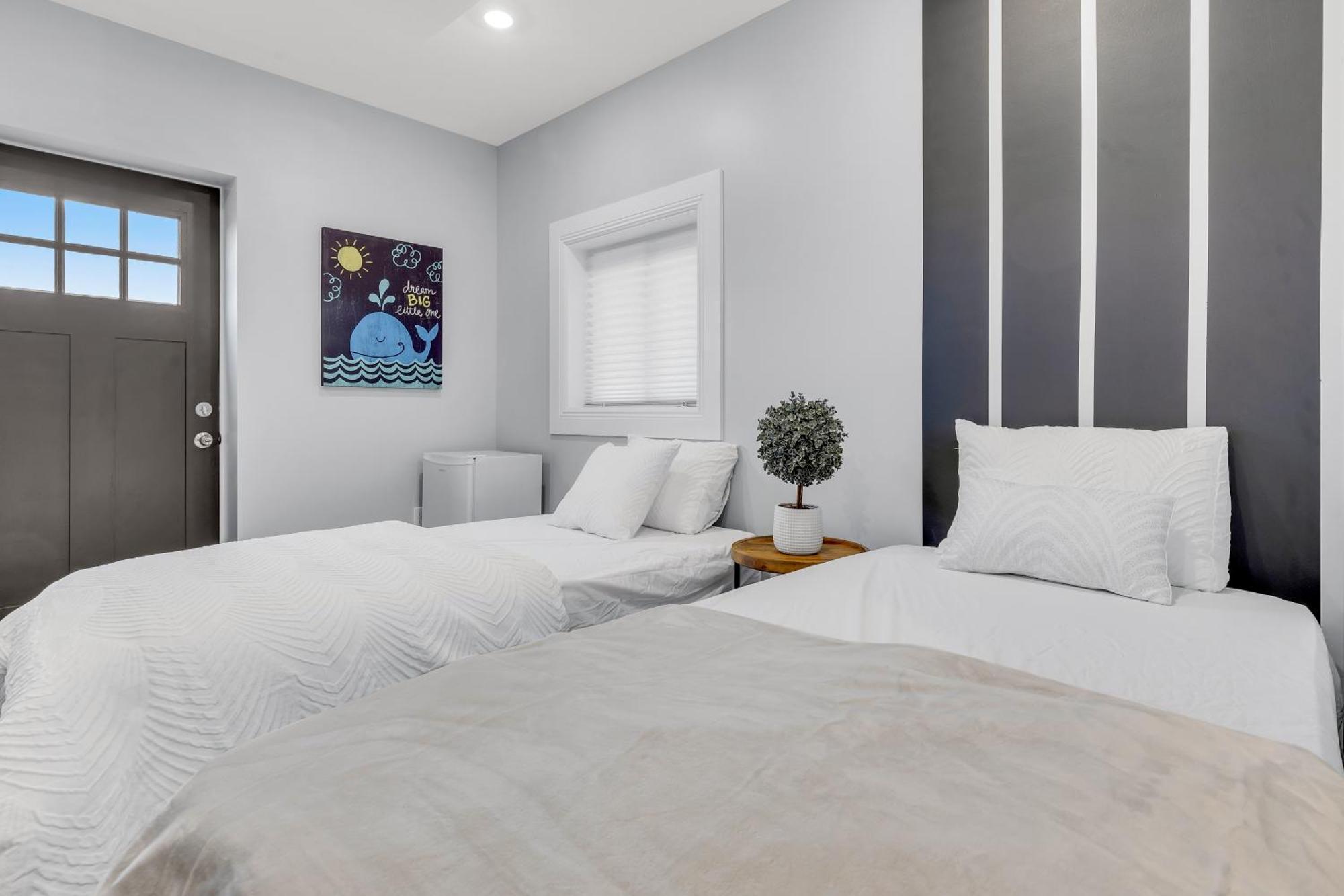 Fairmount Art Museum Center Apartment Philadelphia